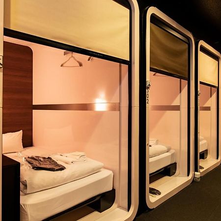 First Cabin Haneda Terminal 1 Токіо Екстер'єр фото