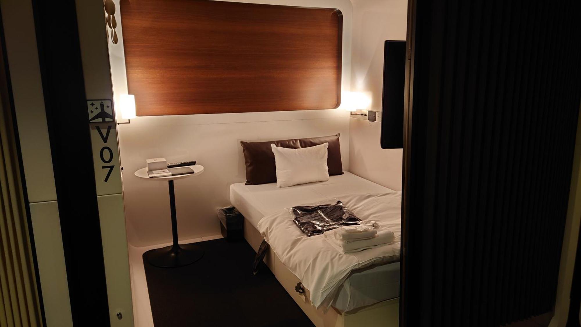 First Cabin Haneda Terminal 1 Токіо Екстер'єр фото
